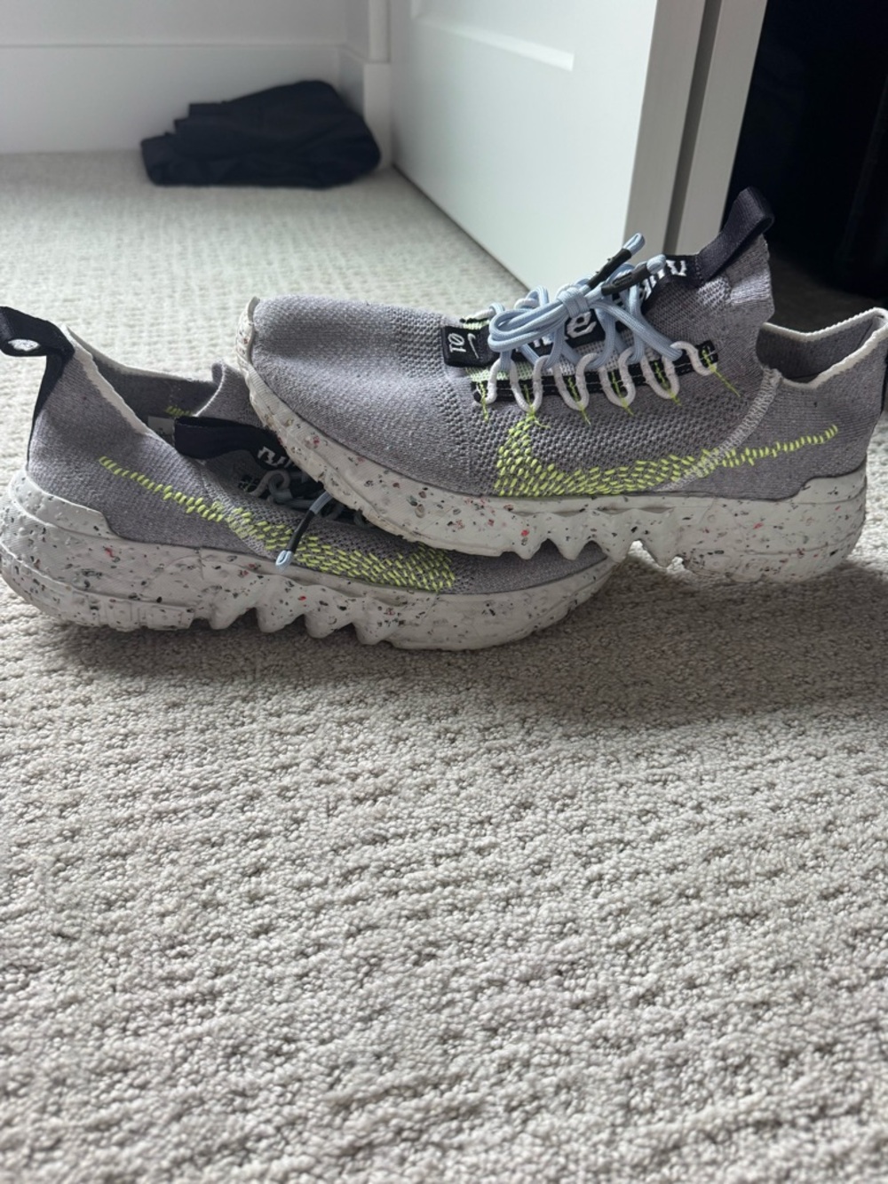 Nike Space Hippies 01